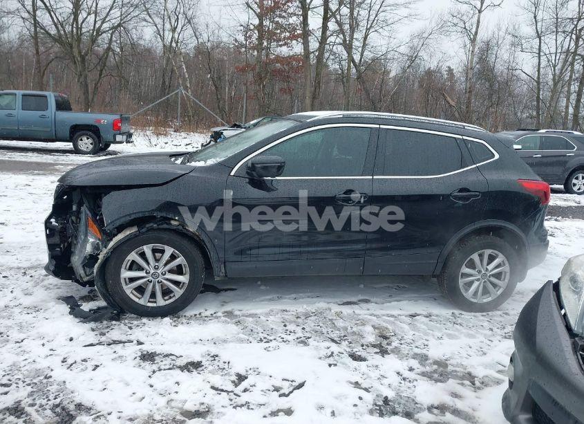 Photo 14 of 2019 Nissan Rogue SPORT SV (VIN JN1BJ1CRXKW323223)