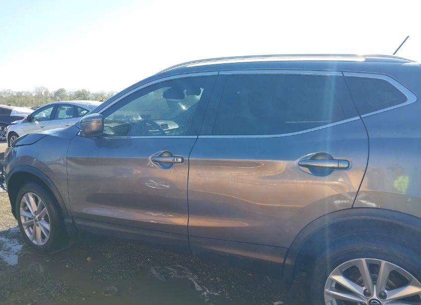 Photo 14 of 2019 Nissan Rogue SPORT SV (VIN JN1BJ1CRXKW332102)