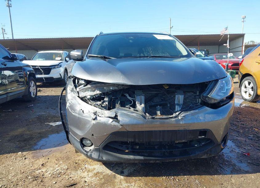 Photo 6 of 2019 Nissan Rogue SPORT SV (VIN JN1BJ1CRXKW332102)