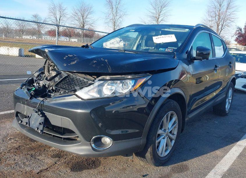 Photo 2 of 2019 Nissan Rogue SPORT SV (VIN JN1BJ1CRXKW623103)