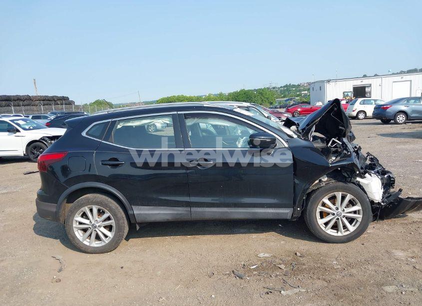 Photo 13 of 2019 Nissan Rogue SPORT SV (VIN JN1BJ1CRXKW626325)