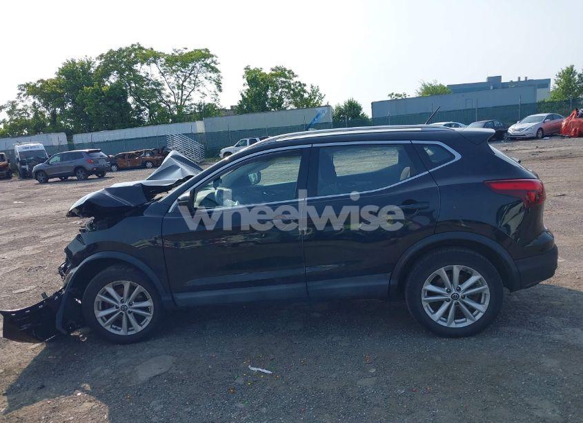 Photo 14 of 2019 Nissan Rogue SPORT SV (VIN JN1BJ1CRXKW626325)