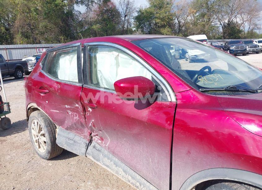 Photo 6 of 2020 Nissan Rogue SPORT S FWD XTRONIC CVT (VIN JN1BJ1CV0LW252970)