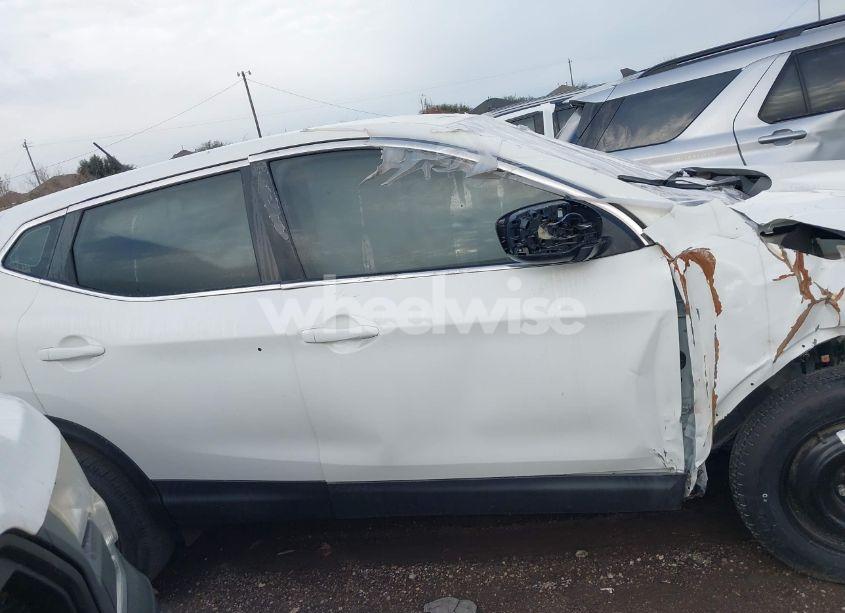 Photo 12 of 2020 Nissan Rogue SPORT S FWD XTRONIC CVT (VIN JN1BJ1CV0LW254802)