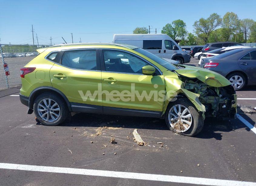 Photo 13 of 2020 Nissan Rogue SPORT SV FWD XTRONIC CVT (VIN JN1BJ1CV0LW261488)