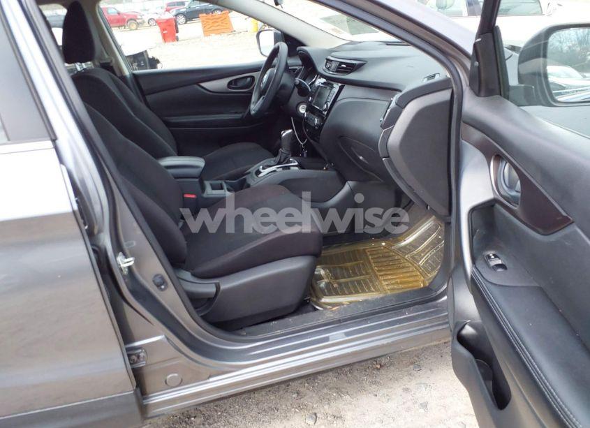 Photo 5 of 2020 Nissan Rogue SPORT S FWD XTRONIC CVT (VIN JN1BJ1CV0LW551925)