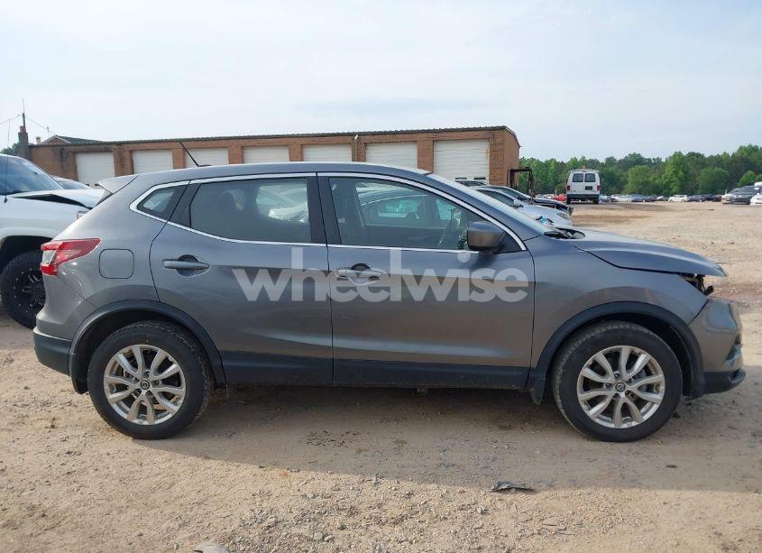 Photo 14 of 2020 Nissan Rogue SPORT S FWD XTRONIC CVT (VIN JN1BJ1CV0LW552198)