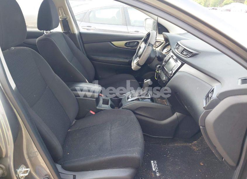 Photo 5 of 2020 Nissan Rogue SPORT S FWD XTRONIC CVT (VIN JN1BJ1CV0LW552198)