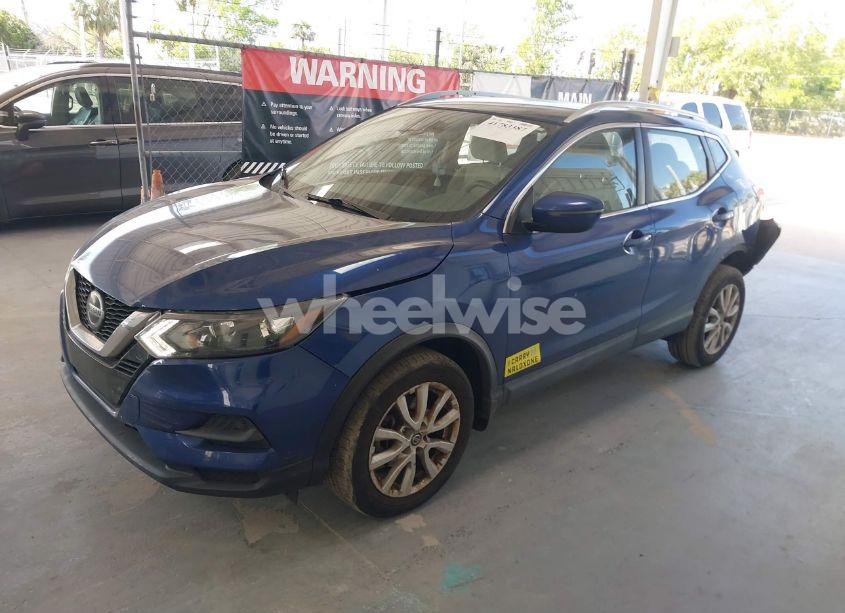 Photo 2 of 2020 Nissan Rogue SPORT SV FWD XTRONIC CVT (VIN JN1BJ1CV1LW273200)