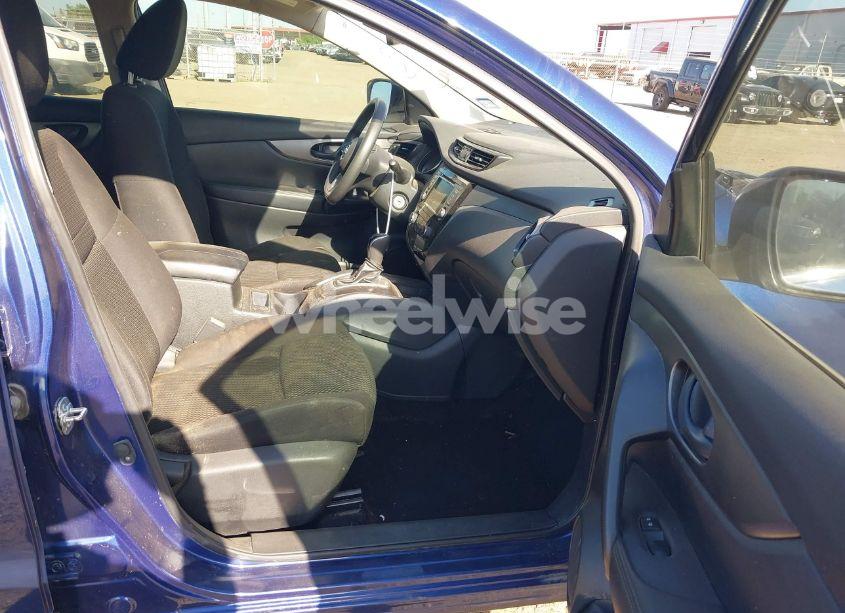 Photo 5 of 2020 Nissan Rogue SPORT S FWD XTRONIC CVT (VIN JN1BJ1CV1LW276405)