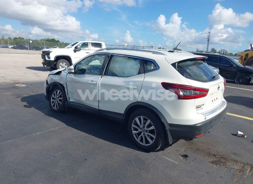 Photo 3 of 2020 Nissan Rogue SPORT SV FWD XTRONIC CVT (VIN JN1BJ1CV1LW551979)