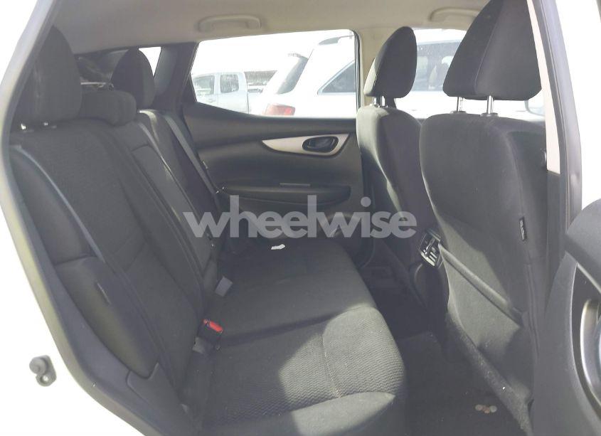 Photo 8 of 2020 Nissan Rogue SPORT S FWD XTRONIC CVT (VIN JN1BJ1CV2LW261136)