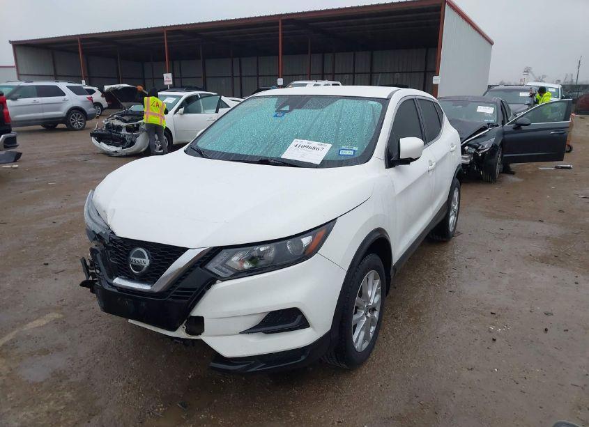 Photo 2 of 2020 Nissan Rogue SPORT S FWD XTRONIC CVT (VIN JN1BJ1CV2LW265381)