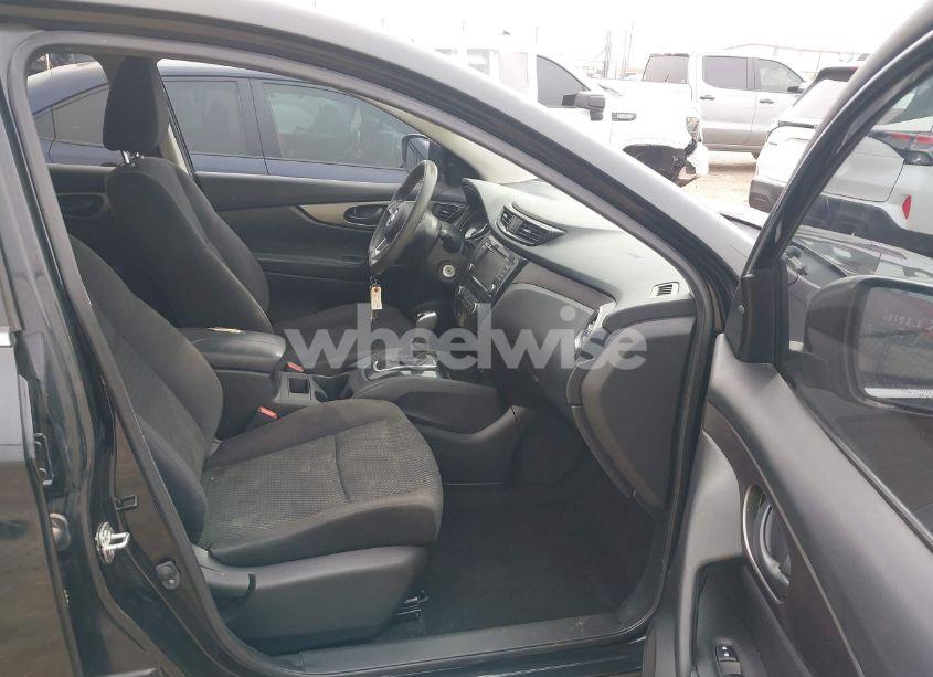 Photo 5 of 2020 Nissan Rogue SPORT S FWD XTRONIC CVT (VIN JN1BJ1CV2LW543826)