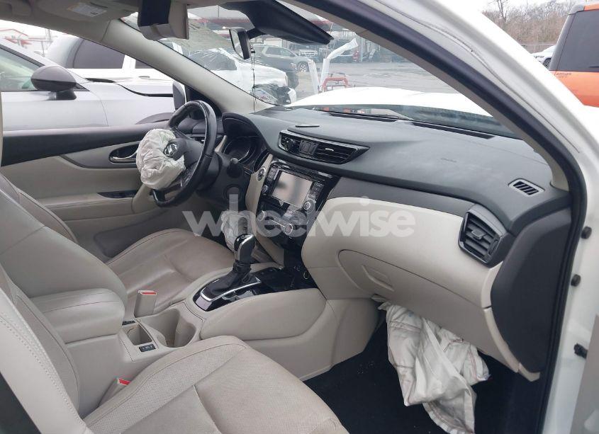 Photo 5 of 2020 Nissan Rogue SPORT SL FWD XTRONIC CVT (VIN JN1BJ1CV3LW253403)