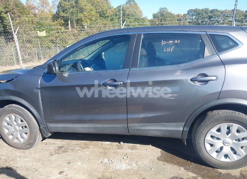 Photo 14 of 2020 Nissan Rogue SPORT S FWD XTRONIC CVT (VIN JN1BJ1CV3LW260397)