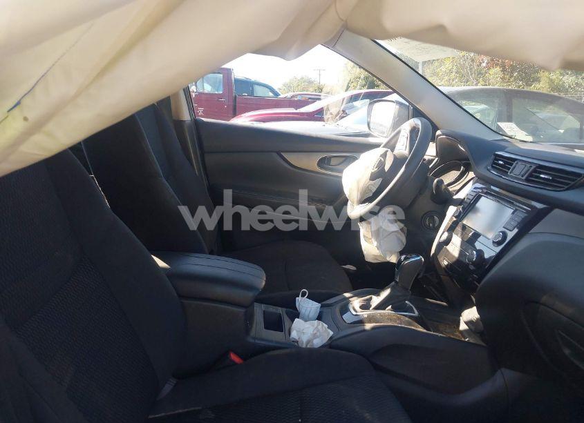 Photo 5 of 2020 Nissan Rogue SPORT S FWD XTRONIC CVT (VIN JN1BJ1CV3LW260397)