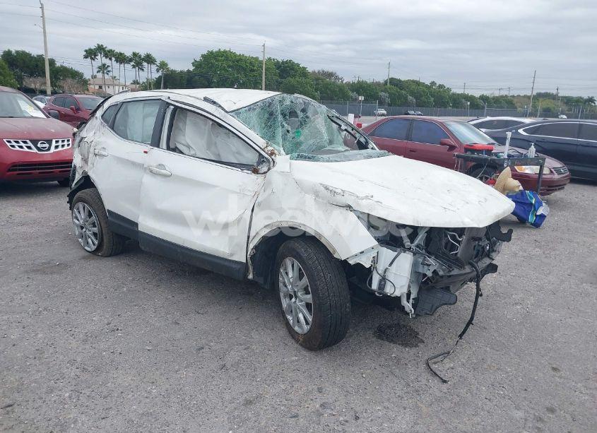 2020 Nissan Rogue SPORT SV FWD XTRONIC CVT (VIN JN1BJ1CV3LW540983) main photo