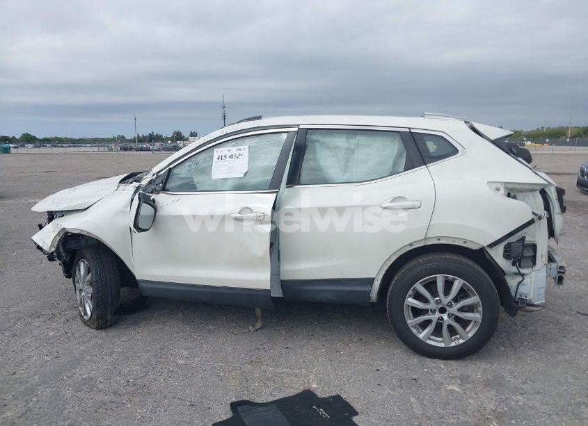 Photo 15 of 2020 Nissan Rogue SPORT SV FWD XTRONIC CVT (VIN JN1BJ1CV3LW540983)