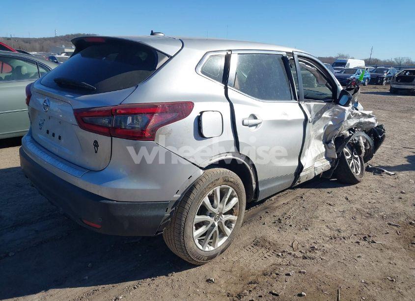 Photo 4 of 2020 Nissan Rogue SPORT S FWD XTRONIC CVT (VIN JN1BJ1CV3LW543155)