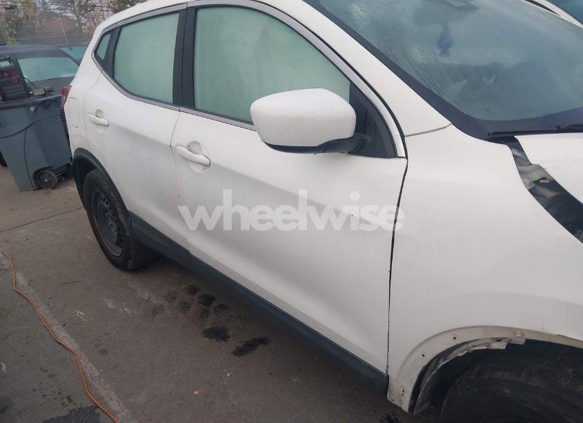 Photo 21 of 2020 Nissan Rogue SPORT S FWD XTRONIC CVT (VIN JN1BJ1CV4LW274602)