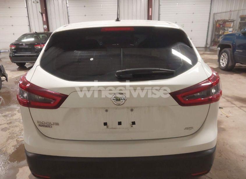 Photo 16 of 2020 Nissan Rogue SPORT S FWD XTRONIC CVT (VIN JN1BJ1CV4LW277628)