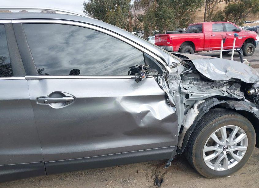 Photo 18 of 2020 Nissan Rogue SPORT SV FWD XTRONIC CVT (VIN JN1BJ1CV4LW546369)