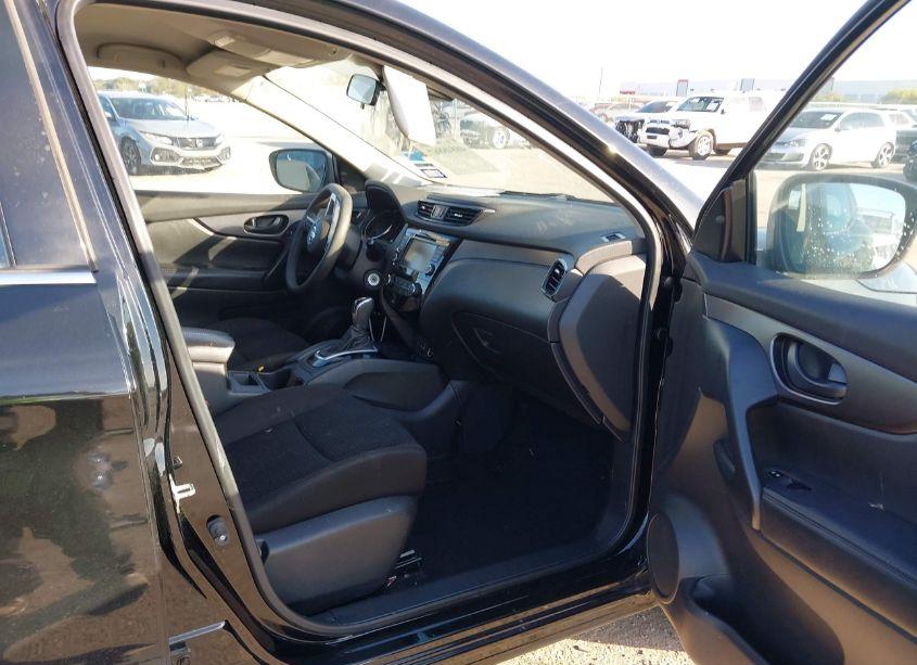 Photo 5 of 2020 Nissan Rogue SPORT S FWD XTRONIC CVT (VIN JN1BJ1CV5LW276150)