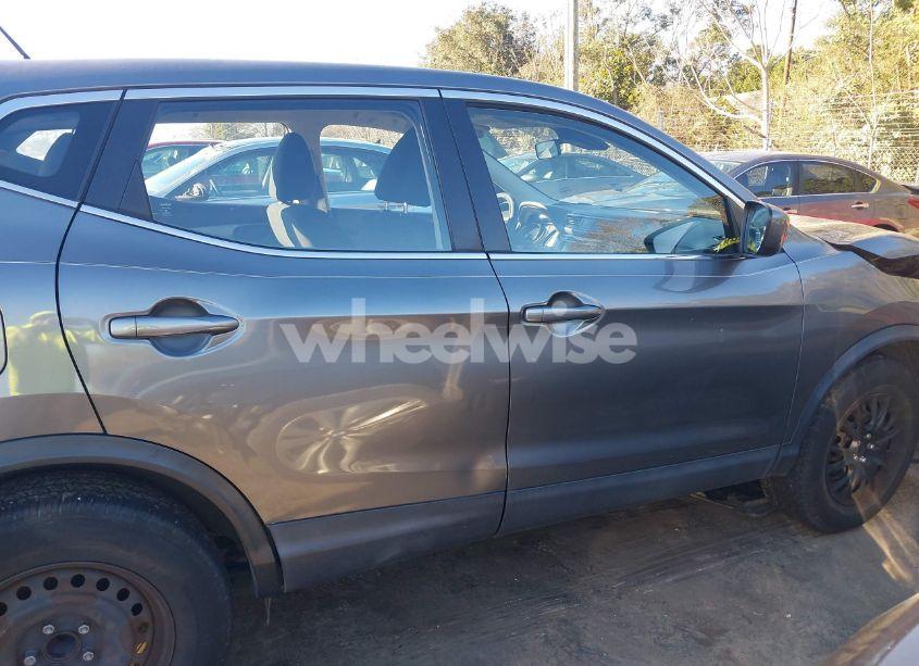 Photo 13 of 2020 Nissan Rogue SPORT S FWD XTRONIC CVT (VIN JN1BJ1CV6LW271099)