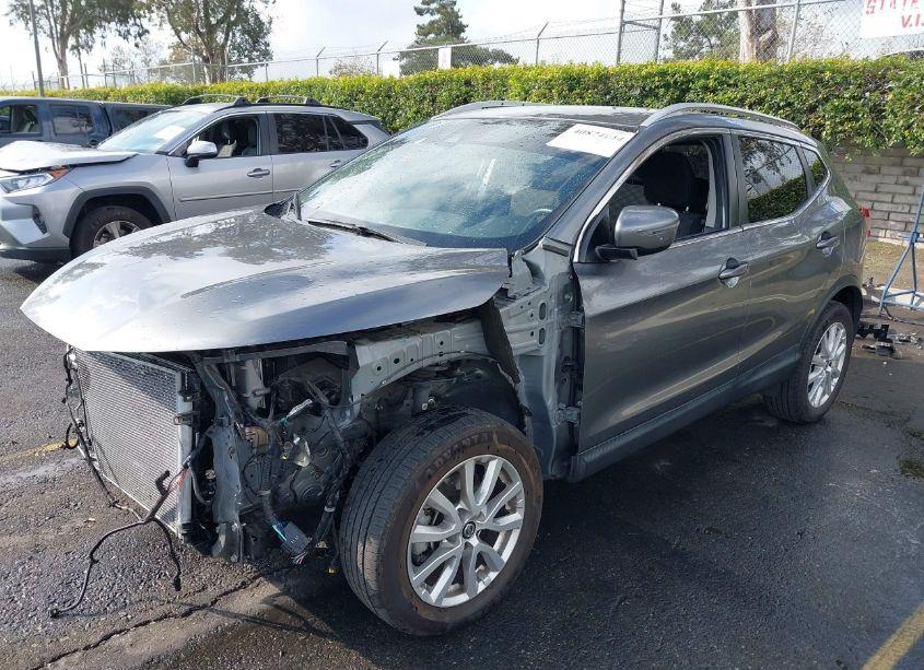 Photo 2 of 2020 Nissan Rogue SPORT SV FWD XTRONIC CVT (VIN JN1BJ1CV6LW540881)