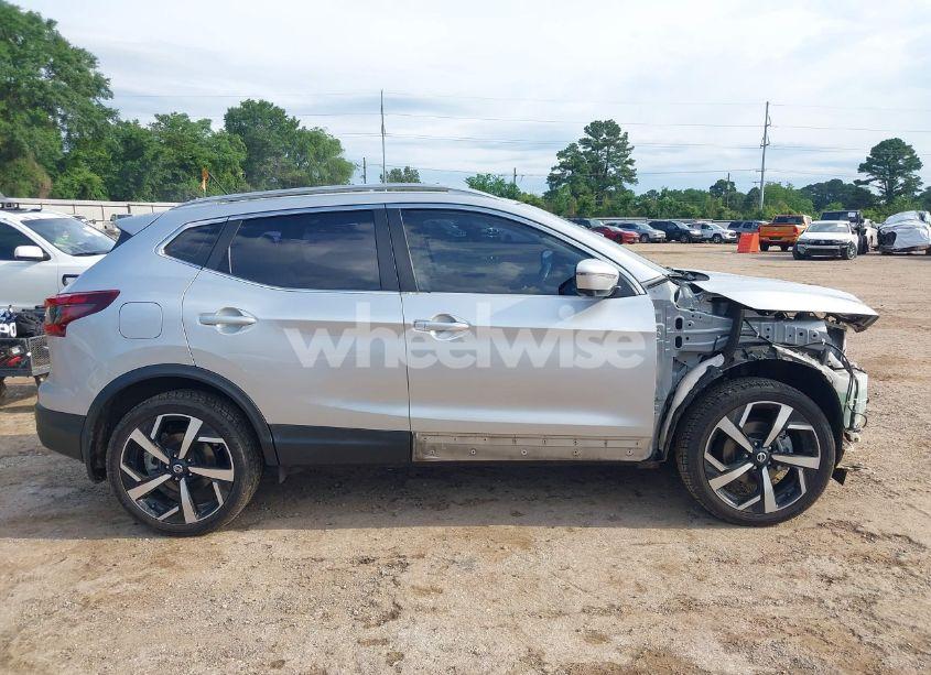 Photo 14 of 2021 Nissan Rogue SPORT SL FWD XTRONIC CVT (VIN JN1BJ1CV6MW567371)