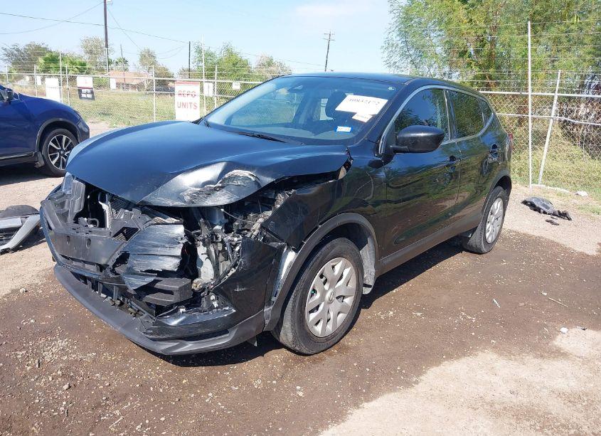 Photo 2 of 2020 Nissan Rogue SPORT S FWD XTRONIC CVT (VIN JN1BJ1CV7LW282497)