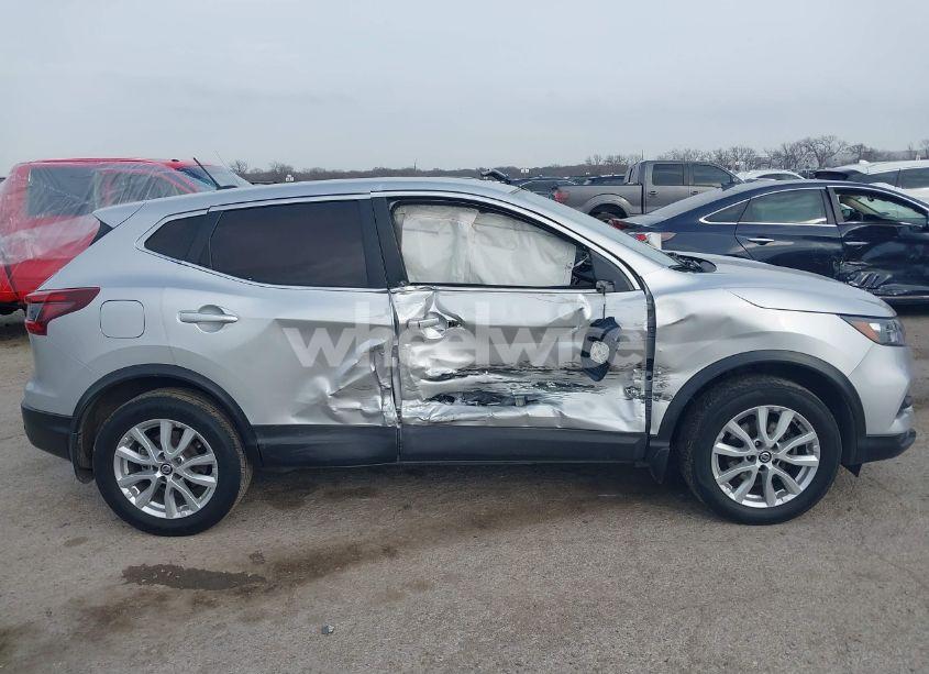 Photo 14 of 2020 Nissan Rogue SPORT S FWD XTRONIC CVT (VIN JN1BJ1CV7LW541828)