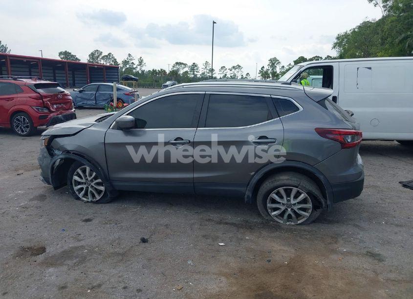 Photo 14 of 2020 Nissan Rogue SPORT SV FWD XTRONIC CVT (VIN JN1BJ1CV7LW552246)