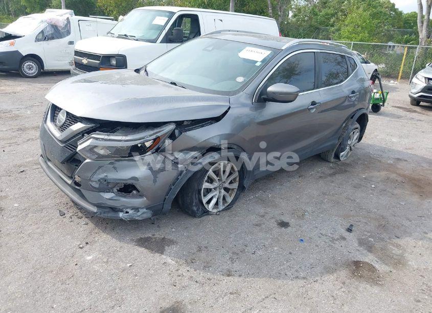 Photo 2 of 2020 Nissan Rogue SPORT SV FWD XTRONIC CVT (VIN JN1BJ1CV7LW552246)