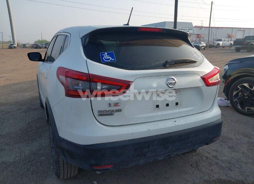 Photo 3 of 2020 Nissan Rogue SPORT S FWD XTRONIC CVT (VIN JN1BJ1CV8LW254546)