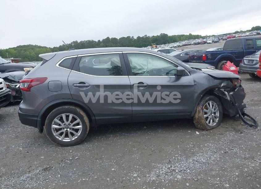 Photo 13 of 2020 Nissan Rogue SPORT S FWD XTRONIC CVT (VIN JN1BJ1CV8LW279866)