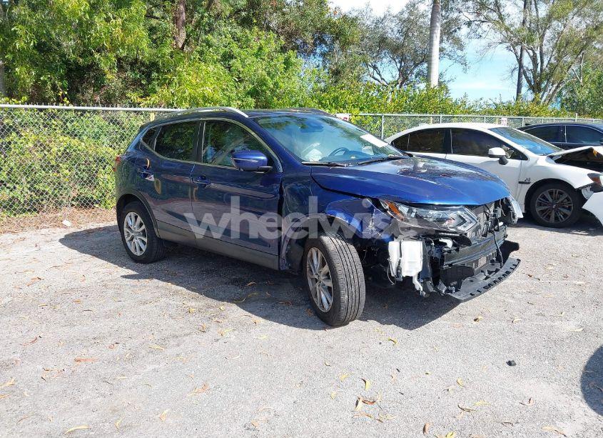 2020 Nissan Rogue SPORT SV FWD XTRONIC CVT (VIN JN1BJ1CV9LW273543) main photo