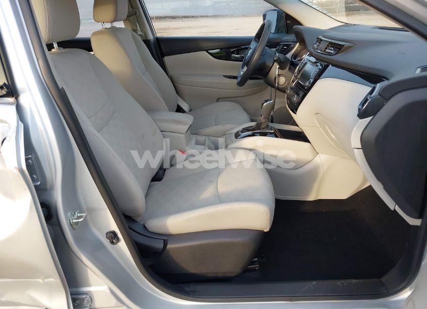 Photo 5 of 2020 Nissan Rogue SPORT SV FWD XTRONIC CVT (VIN JN1BJ1CV9LW540390)