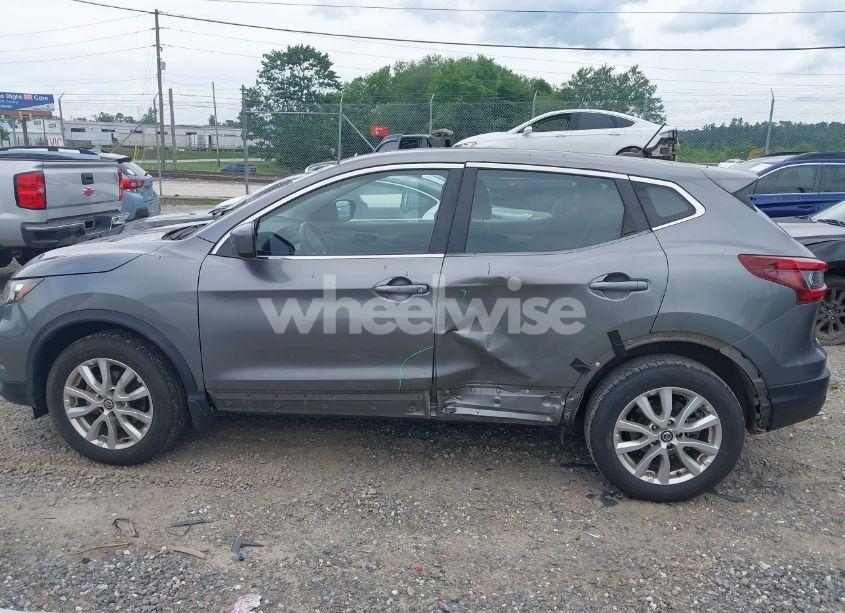 Photo 14 of 2020 Nissan Rogue SPORT S FWD XTRONIC CVT (VIN JN1BJ1CVXLW263068)