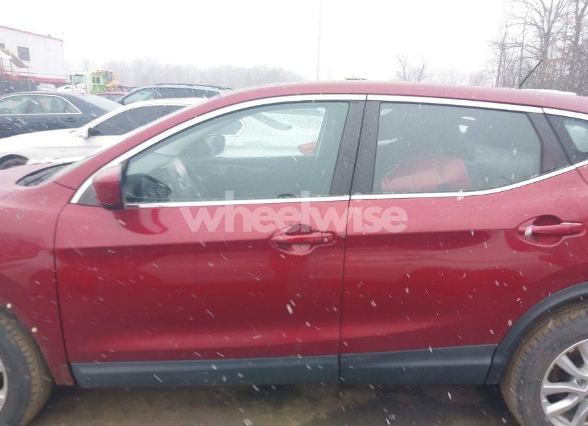 Photo 14 of 2020 Nissan Rogue SPORT S FWD XTRONIC CVT (VIN JN1BJ1CVXLW268982)