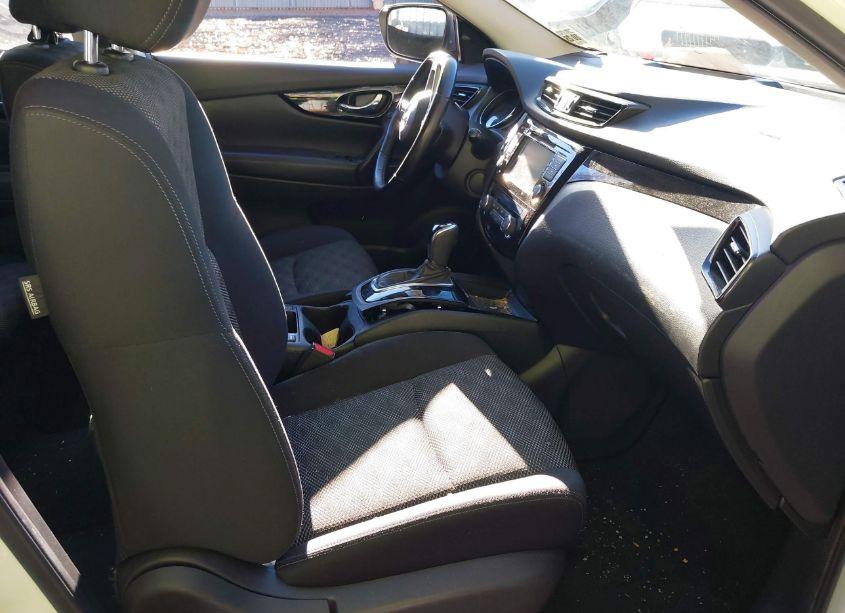 Photo 5 of 2020 Nissan Rogue SPORT SV AWD XTRONIC CVT (VIN JN1BJ1CW0LW647840)