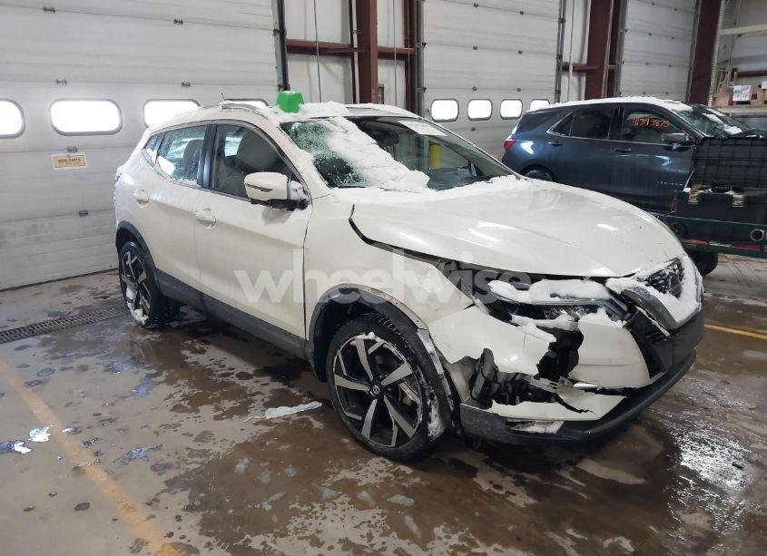 2022 Nissan Rogue SPORT SL AWD XTRONIC CVT (VIN JN1BJ1CW0NW485548) main photo