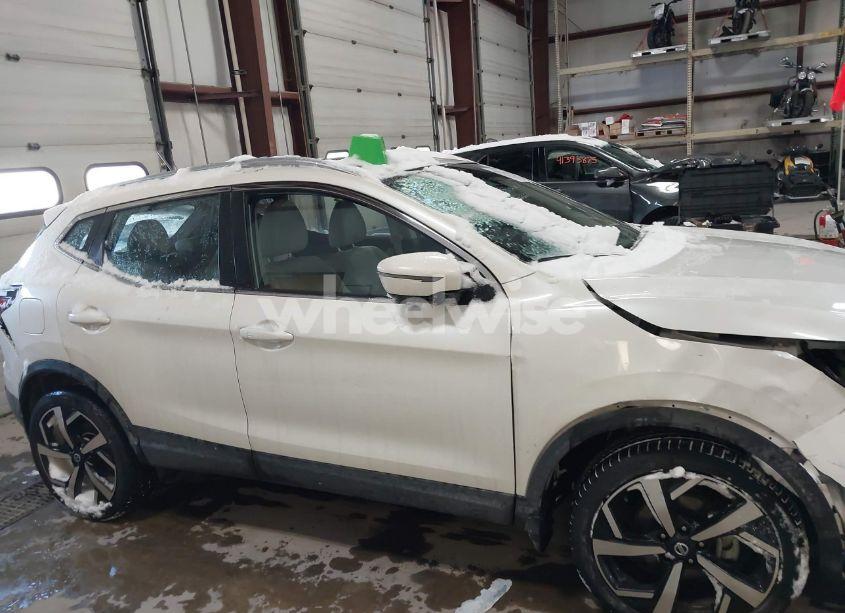 Photo 13 of 2022 Nissan Rogue SPORT SL AWD XTRONIC CVT (VIN JN1BJ1CW0NW485548)