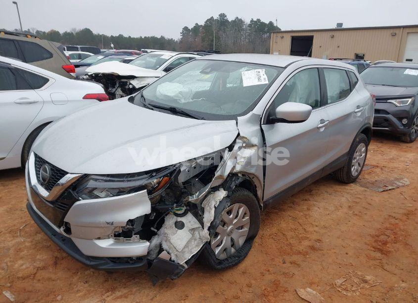 Photo 2 of 2020 Nissan Rogue SPORT S AWD XTRONIC CVT (VIN JN1BJ1CW1LW367571)