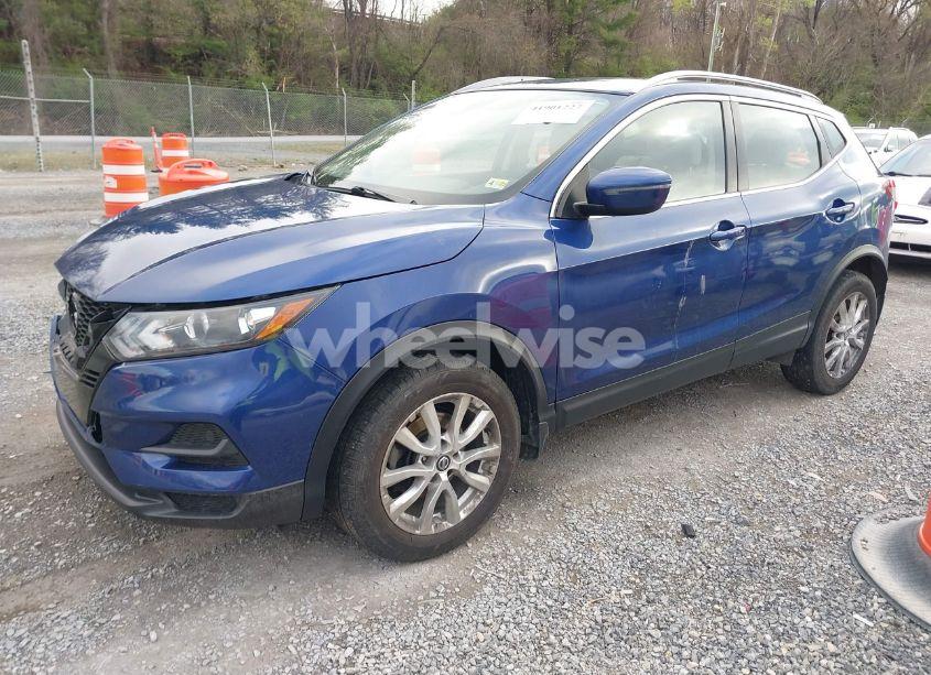 Photo 2 of 2020 Nissan Rogue SPORT SV AWD XTRONIC CVT (VIN JN1BJ1CW1LW391658)
