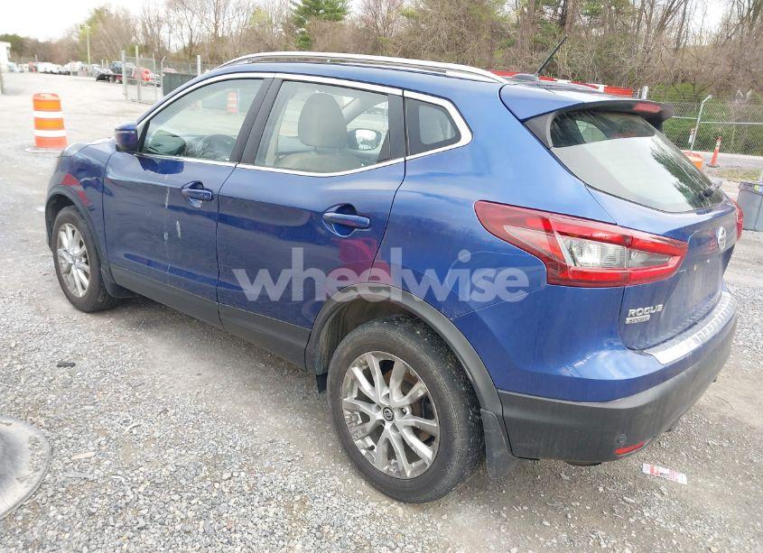 Photo 3 of 2020 Nissan Rogue SPORT SV AWD XTRONIC CVT (VIN JN1BJ1CW1LW391658)