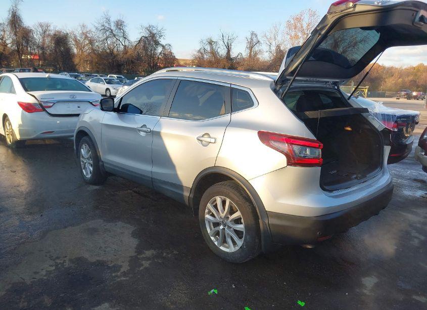 Photo 3 of 2020 Nissan Rogue SPORT SV AWD XTRONIC CVT (VIN JN1BJ1CW2LW381740)