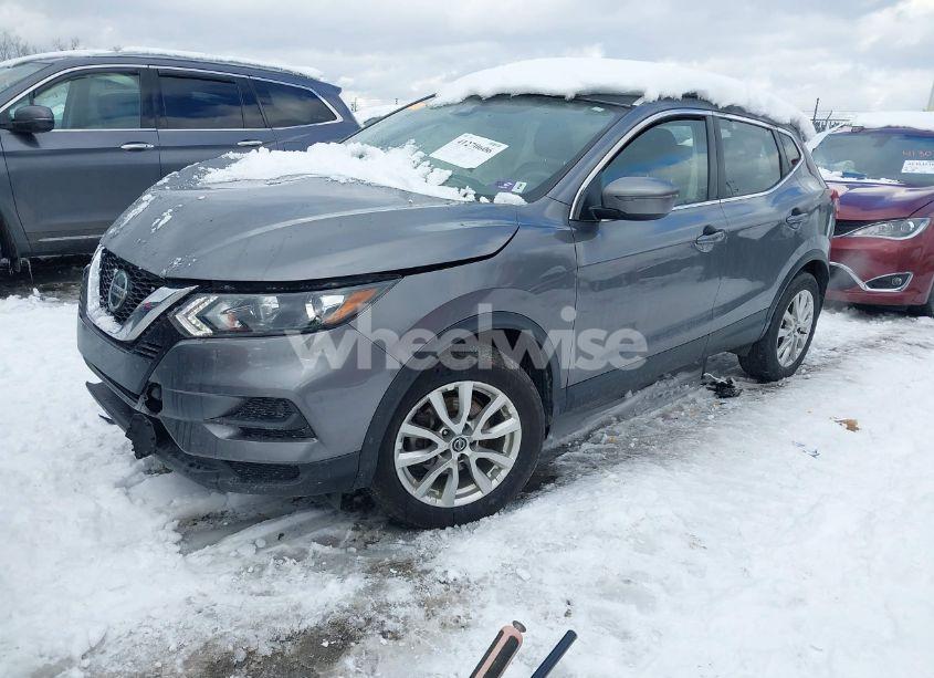 Photo 2 of 2020 Nissan Rogue SPORT SV AWD XTRONIC CVT (VIN JN1BJ1CW2LW389854)