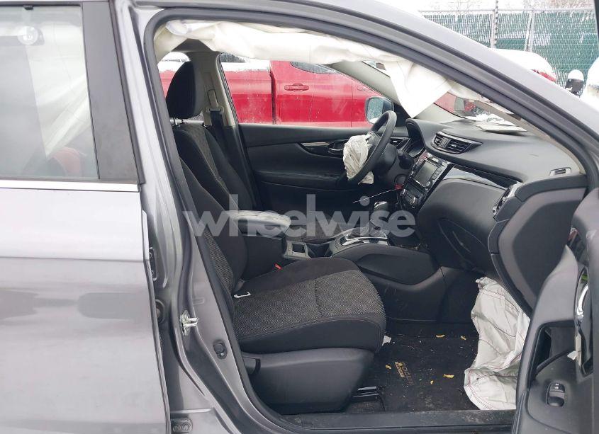 Photo 5 of 2020 Nissan Rogue SPORT SV AWD XTRONIC CVT (VIN JN1BJ1CW2LW389854)